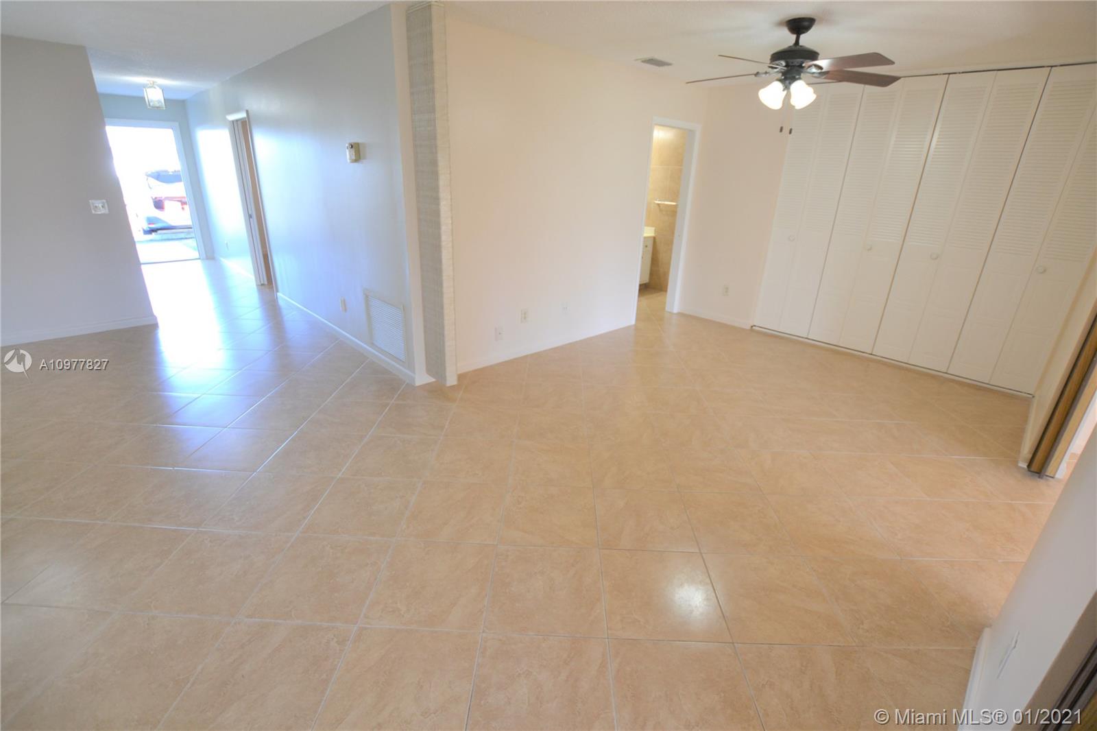 West Palm Beach, FL 33415,2886 Fernley Dr E #31