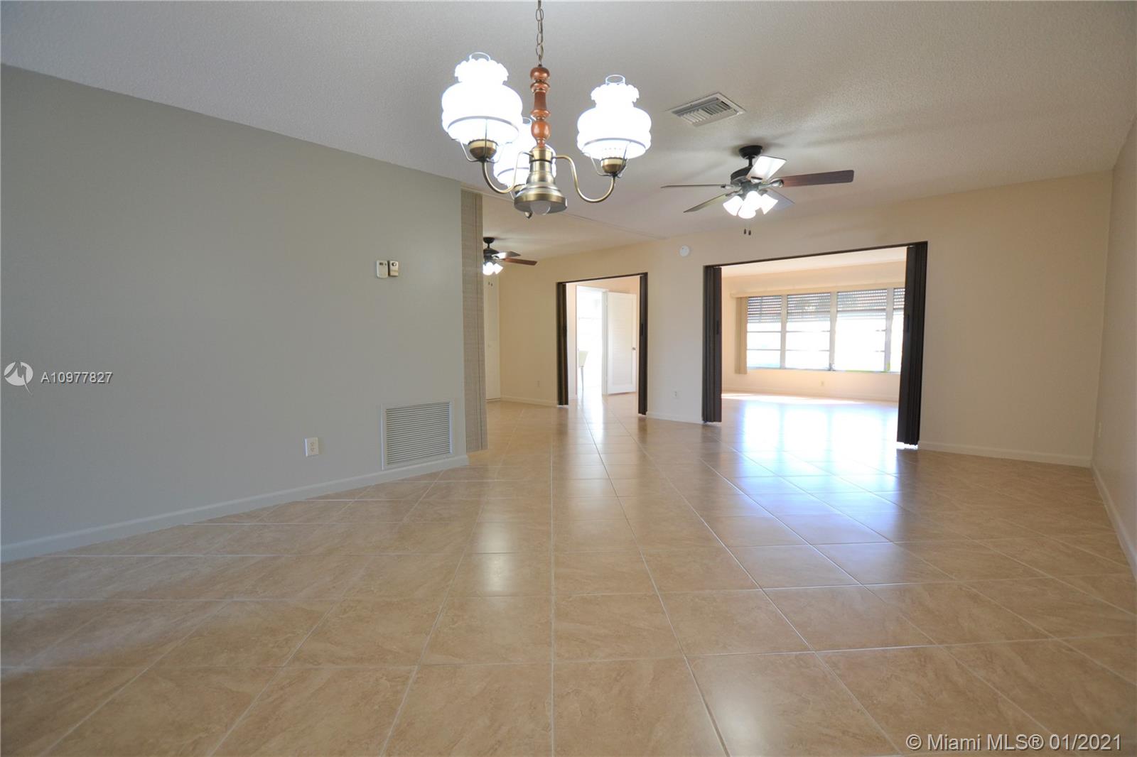 West Palm Beach, FL 33415,2886 Fernley Dr E #31