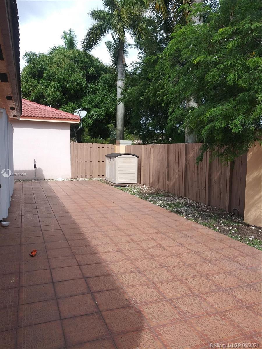 Miami, FL 33193,8305 SW 157th Ct