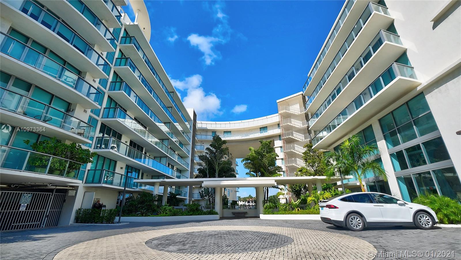 Miami Beach, FL 33141,6620 Indian Creek Dr #310