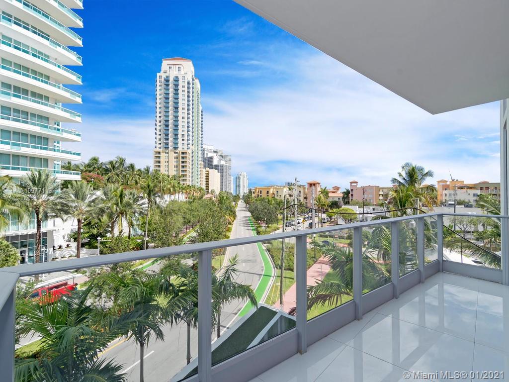 801 S Pointe Dr #301, Miami Beach, FL 33139