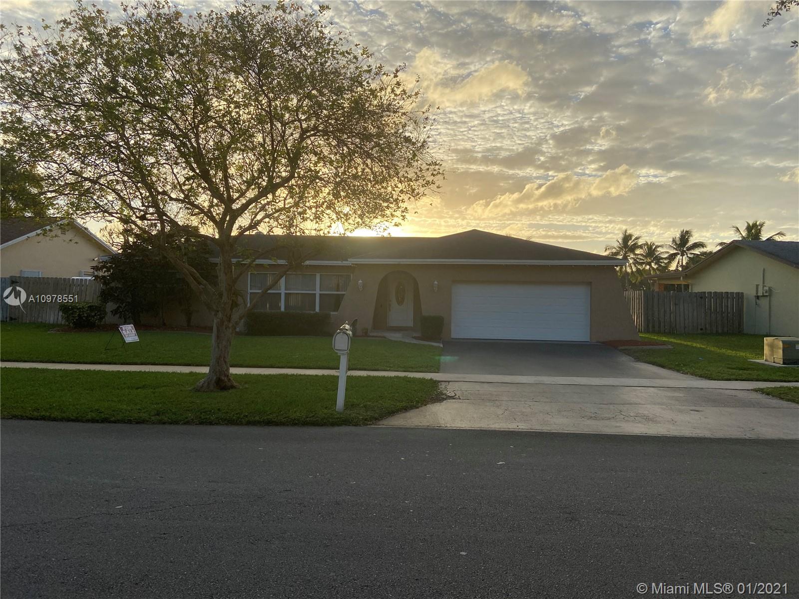 5115 SW 87th Ave, Cooper City, FL 33328