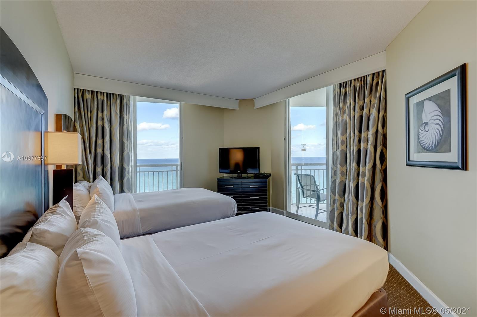 Sunny Isles Beach, FL 33160,17375 Collins Ave #2501