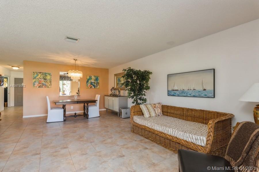 Delray Beach, FL 33484,5451 Poppy Pl #204