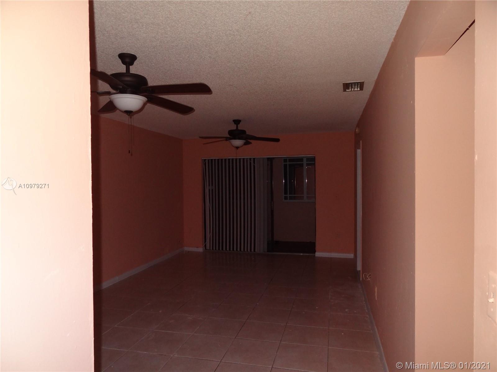 Hialeah, FL 33016,6239 W 24th Ave #205-1