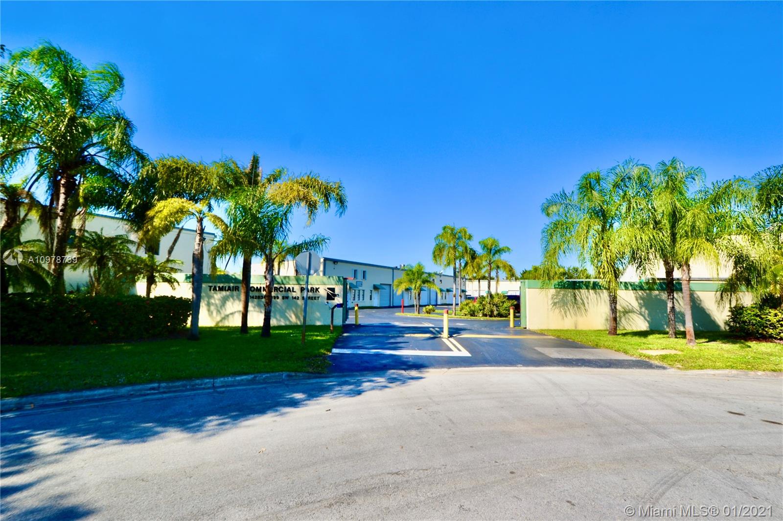 14321 SW 142nd St #C25, Miami, FL 33186
