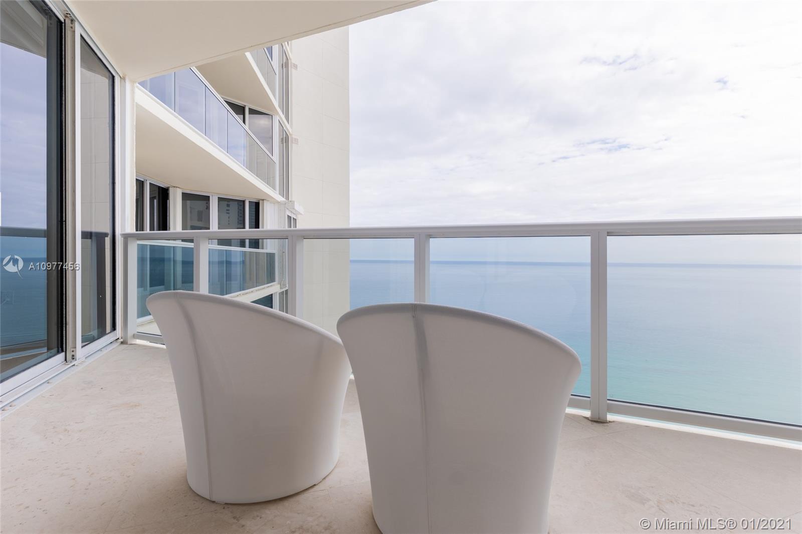 Sunny Isles Beach, FL 33160,19333 SE Collins Ave #2405