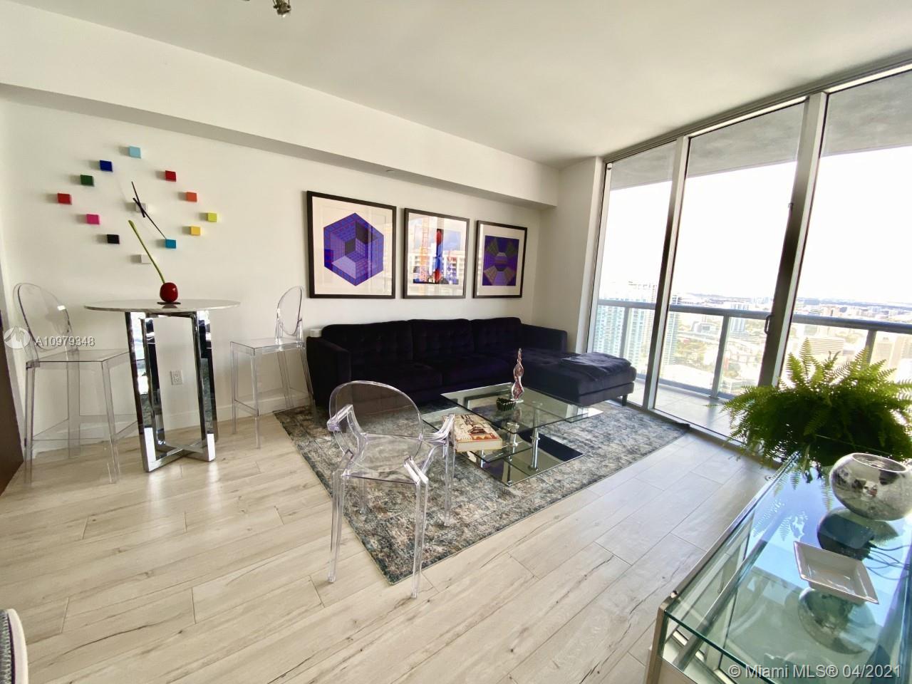 Miami, FL 33131,465 Brickell Ave #4304