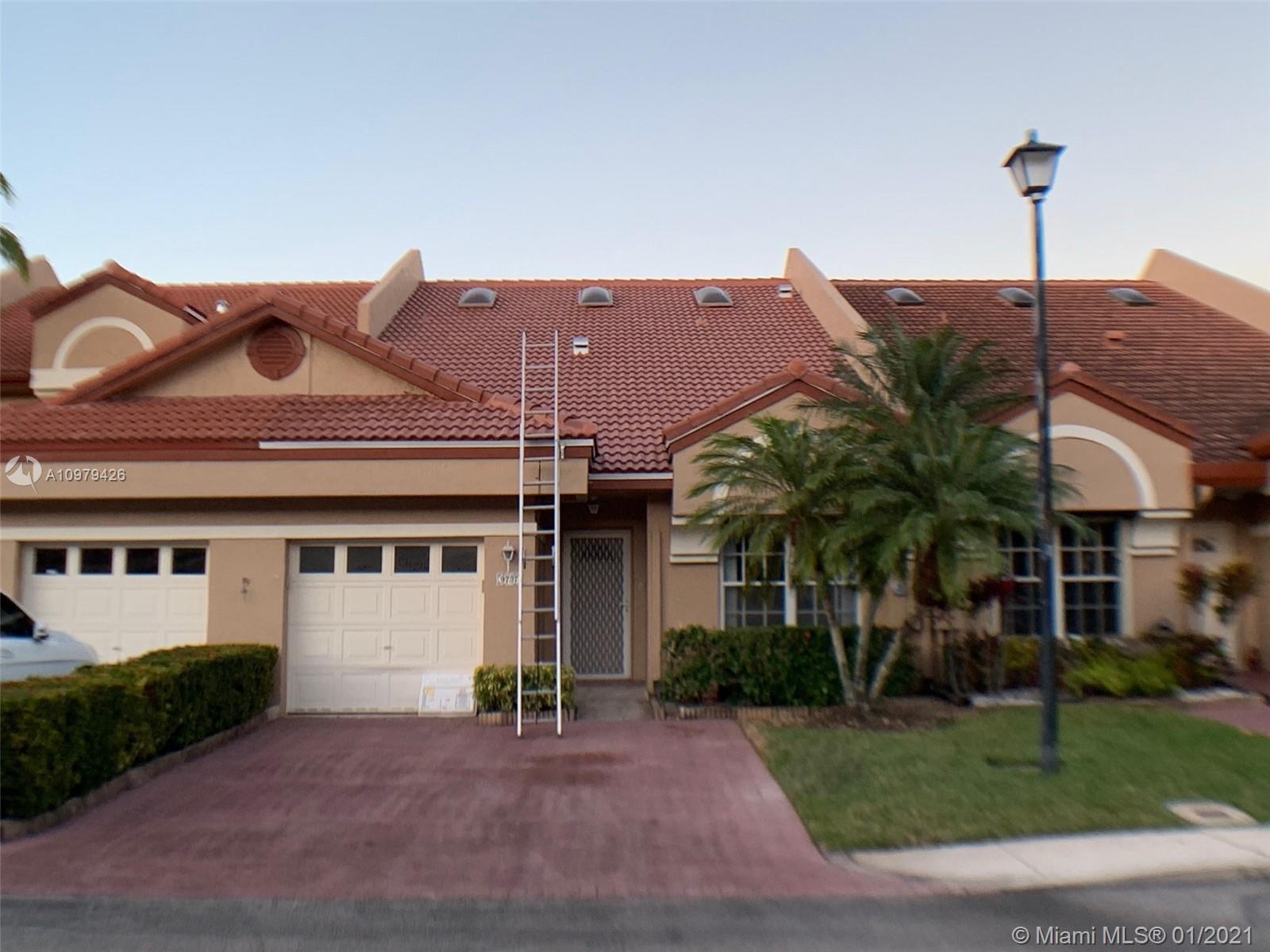 Tamarac, FL 33321,9737 Malvern Dr #9737