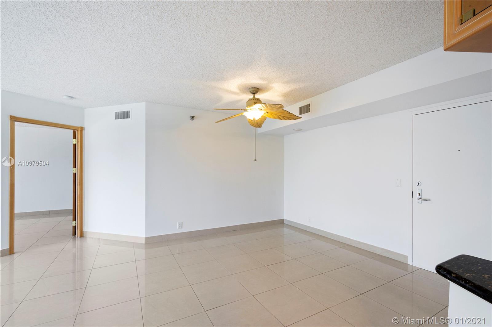 Aventura, FL 33180,3400 NE 192nd St #211