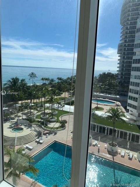 Bal Harbour, FL 33154,10275 Collins Ave #614