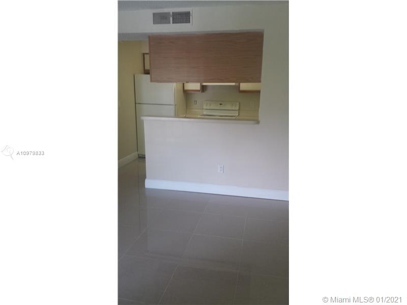 Pompano Beach, FL 33069,1227 SW 46th Ave #302