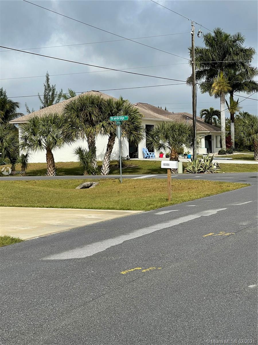 Port Charlotte, FL 33981,10370 Sunbury Dr