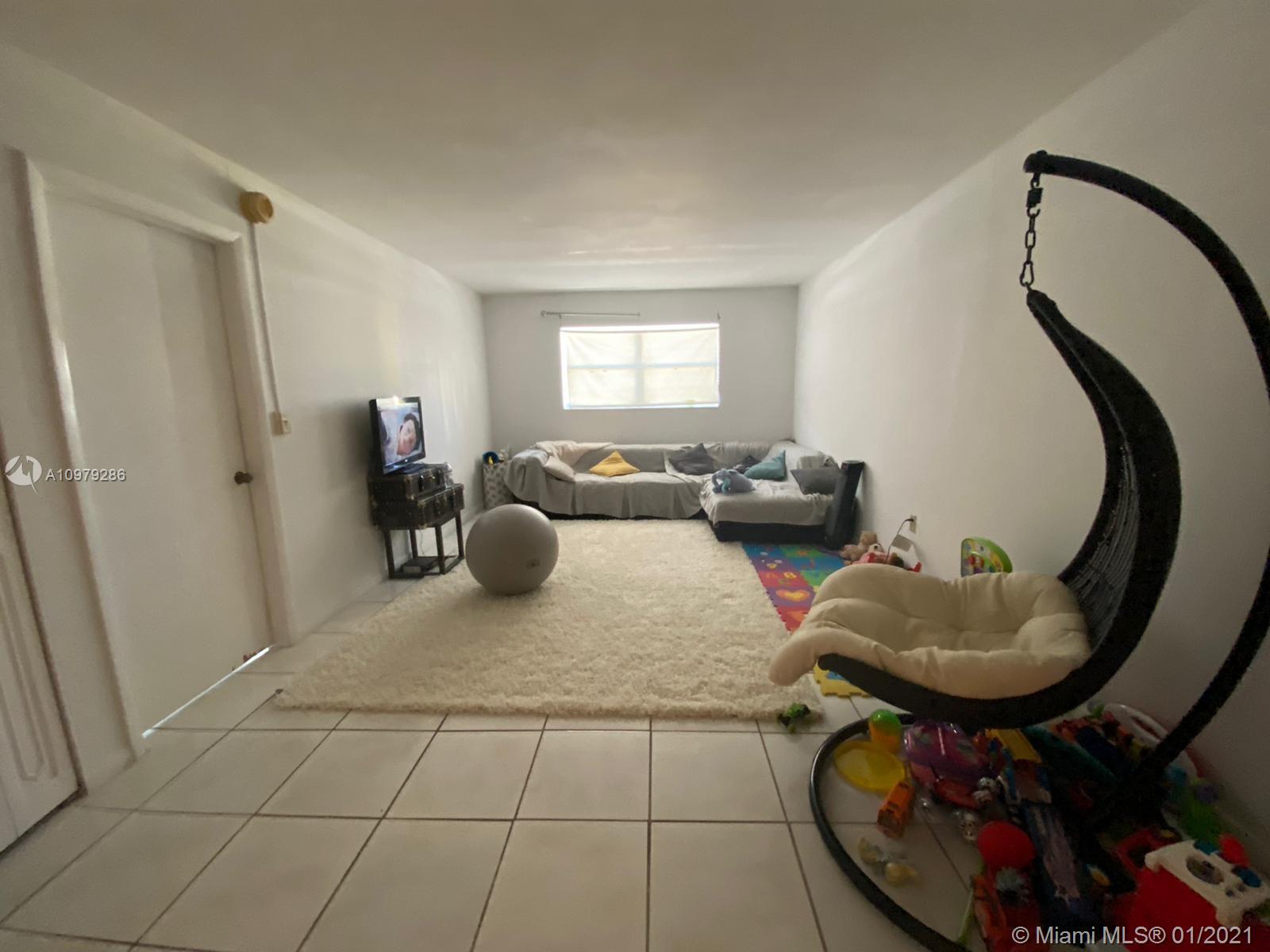 Miami Beach, FL 33141,7440 Harding Ave #203