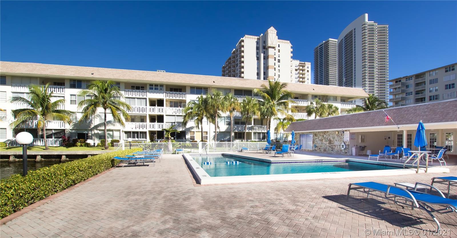 Hallandale Beach, FL 33009,1889 S Ocean Dr #307