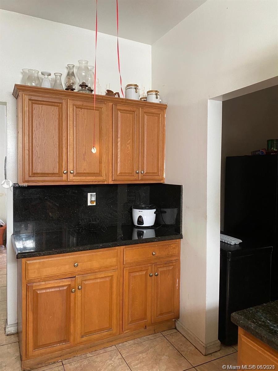 Miami, FL 33137,549 NE 59th St