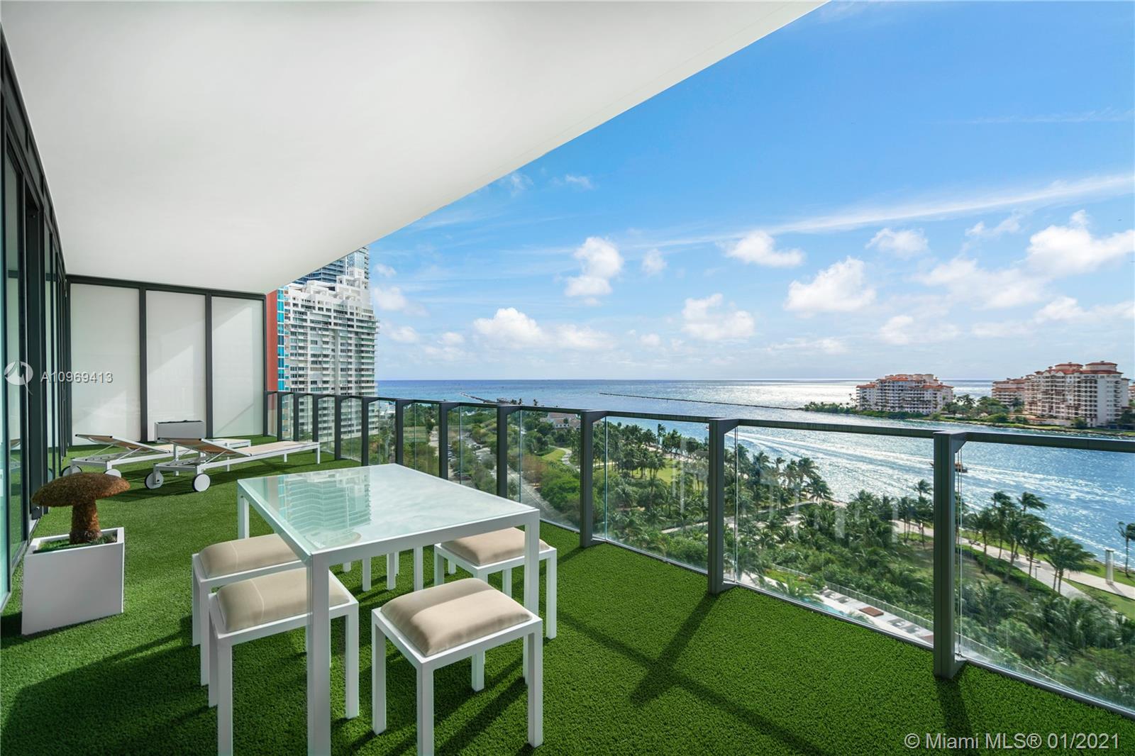 Miami Beach, FL 33139,800 S Pointe Dr #1103