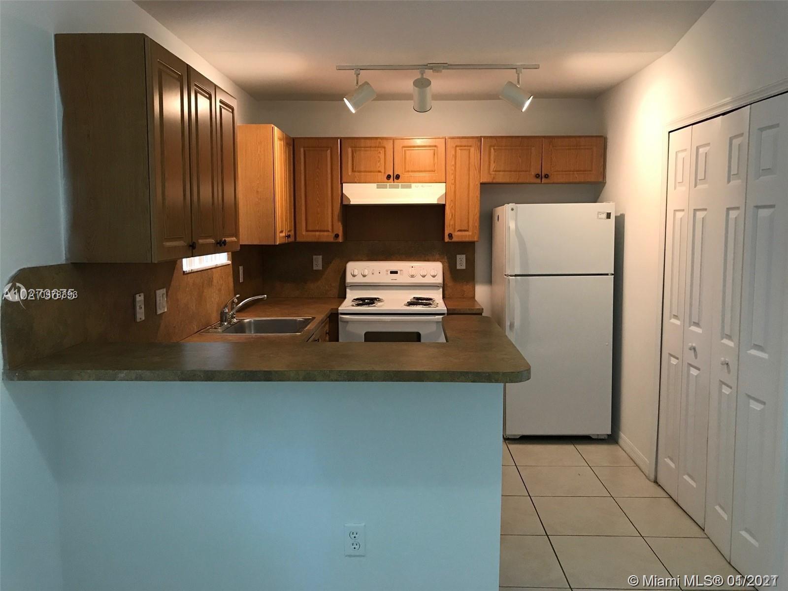 Homestead, FL 33035,1250 SE 28th Ct #206