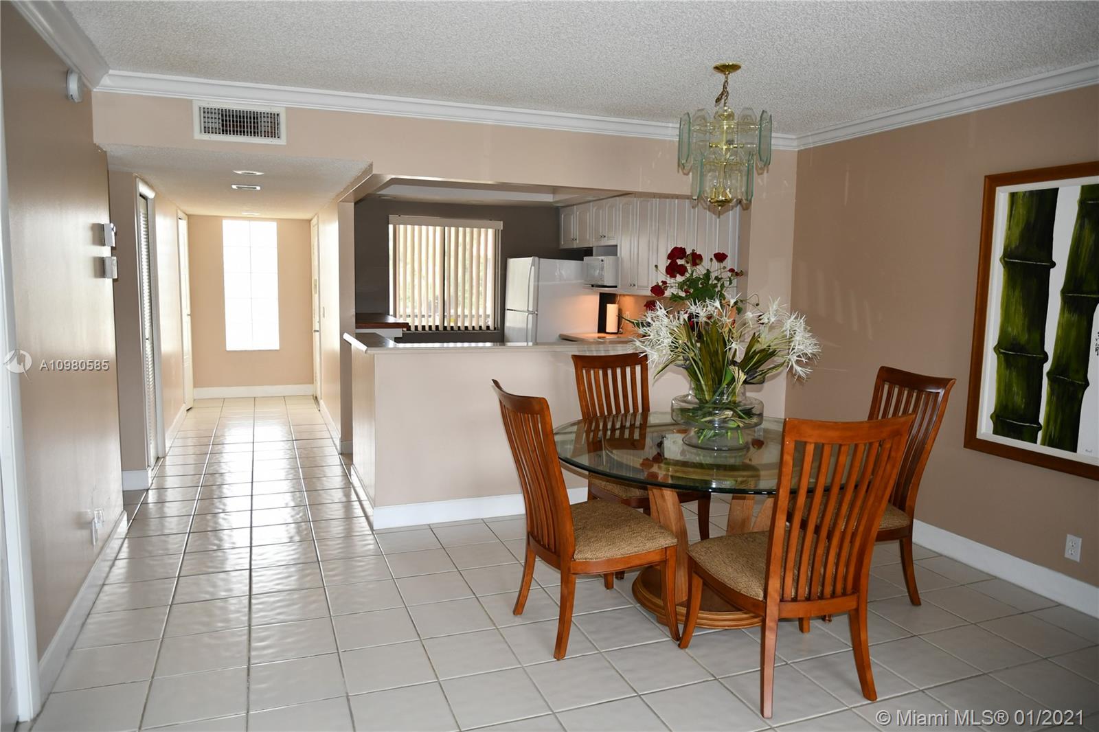 Weston, FL 33326,374 W Lakeview Dr #203