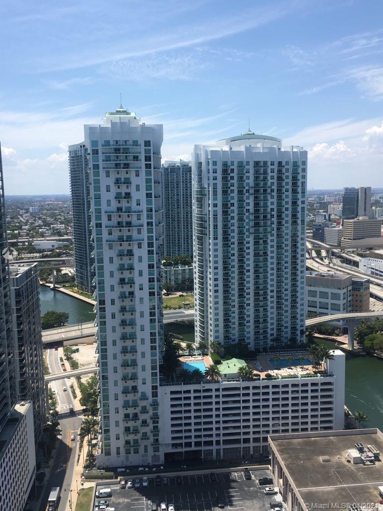 41 SE 5th St #2105, Miami, FL 33131