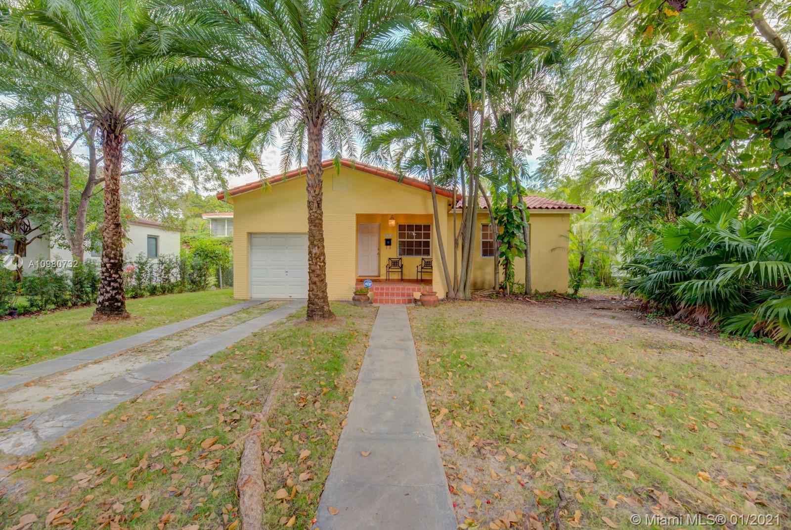 425 Alminar Ave, Coral Gables, FL 33146