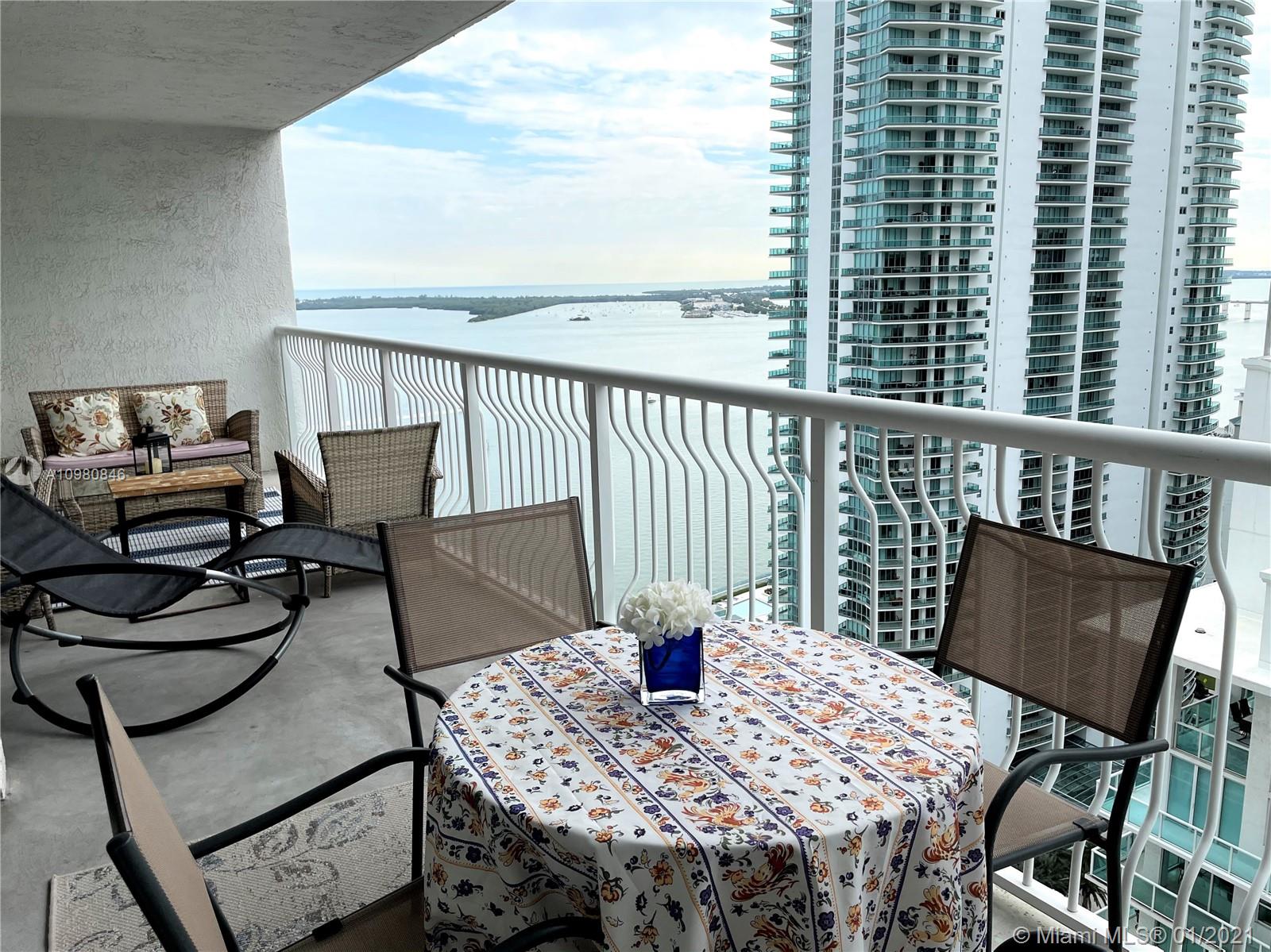 Miami, FL 33131,1200 Brickell Bay Dr #3207