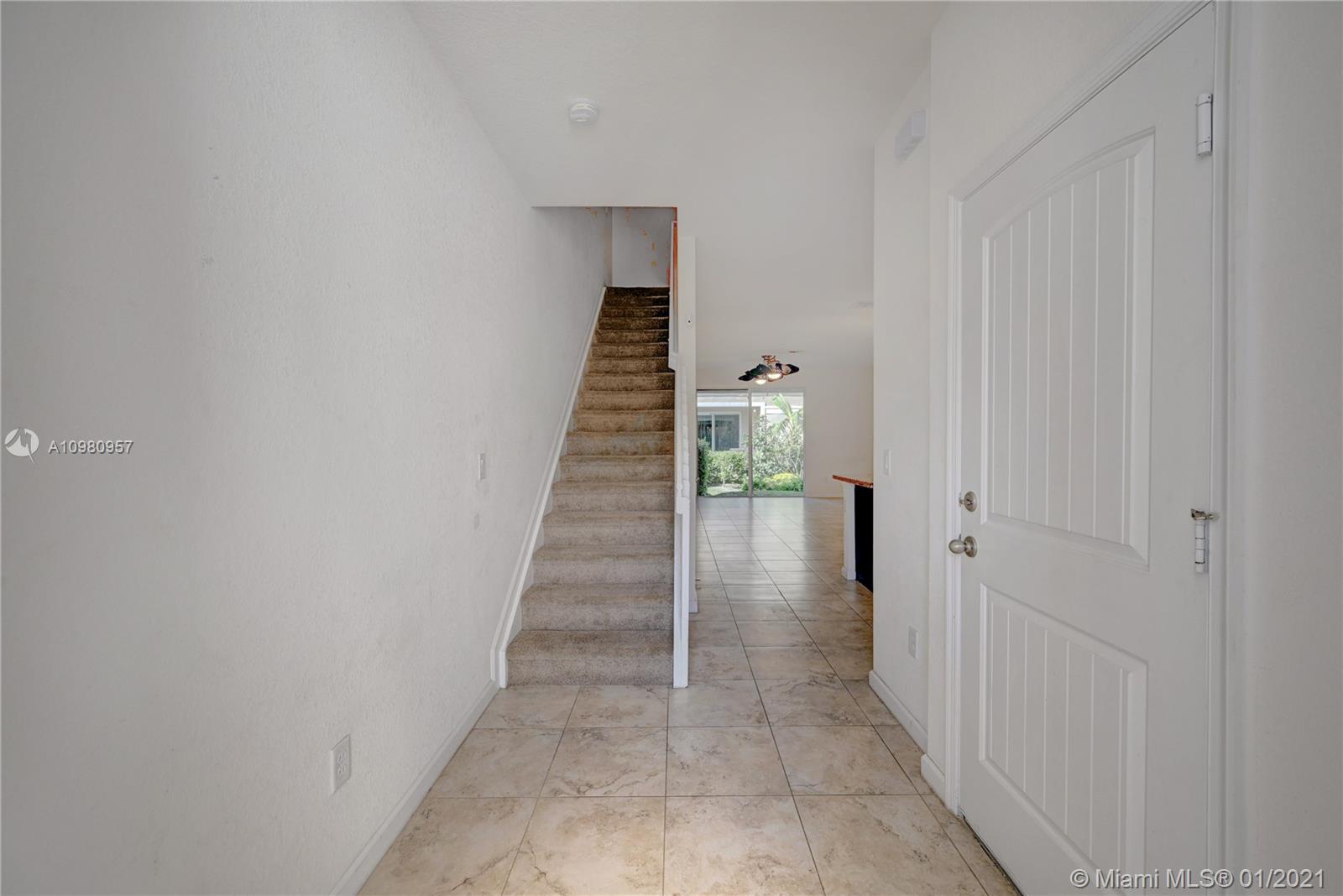 Deerfield Beach, FL 33441,387 SE 1st Way #387