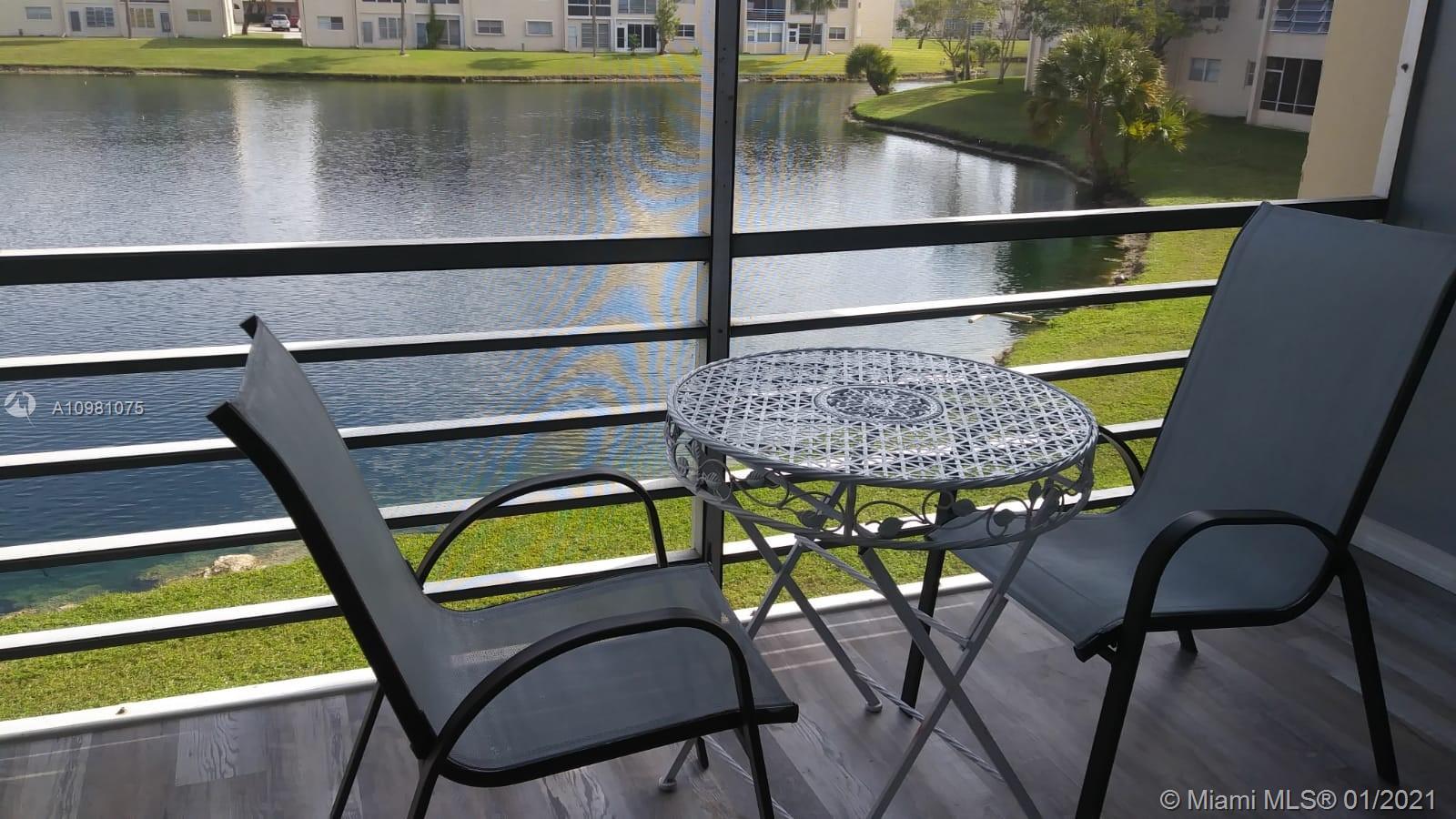 Sunrise, FL 33322,2850 W Sunrise Lakes Dr #208