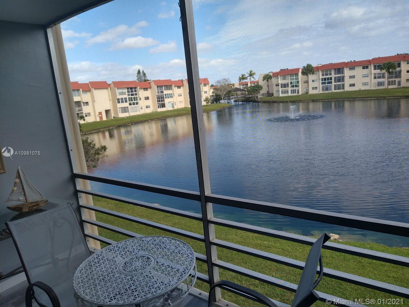 Sunrise, FL 33322,2850 W Sunrise Lakes Dr #208