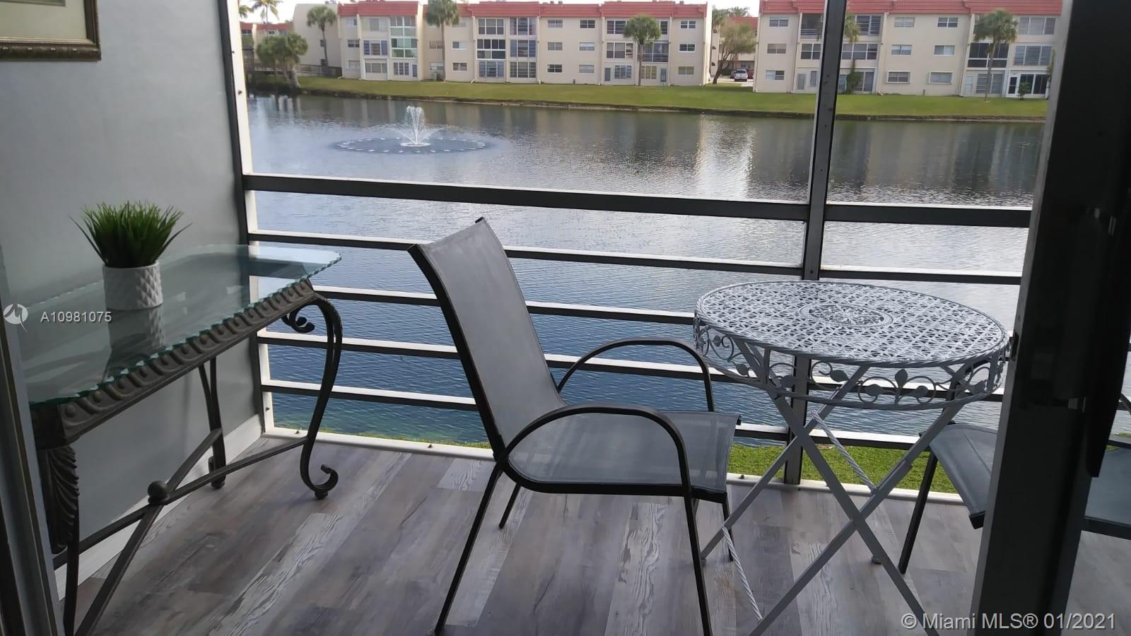 Sunrise, FL 33322,2850 W Sunrise Lakes Dr #208