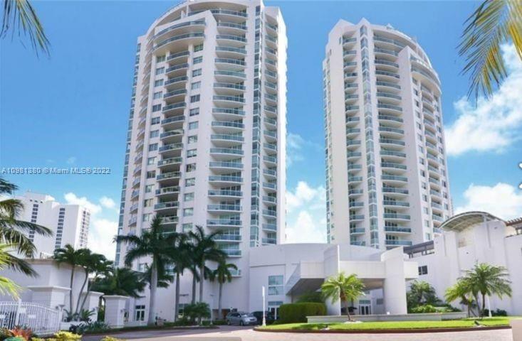 19400  Turnberry Way #522 For Sale A10981380, FL