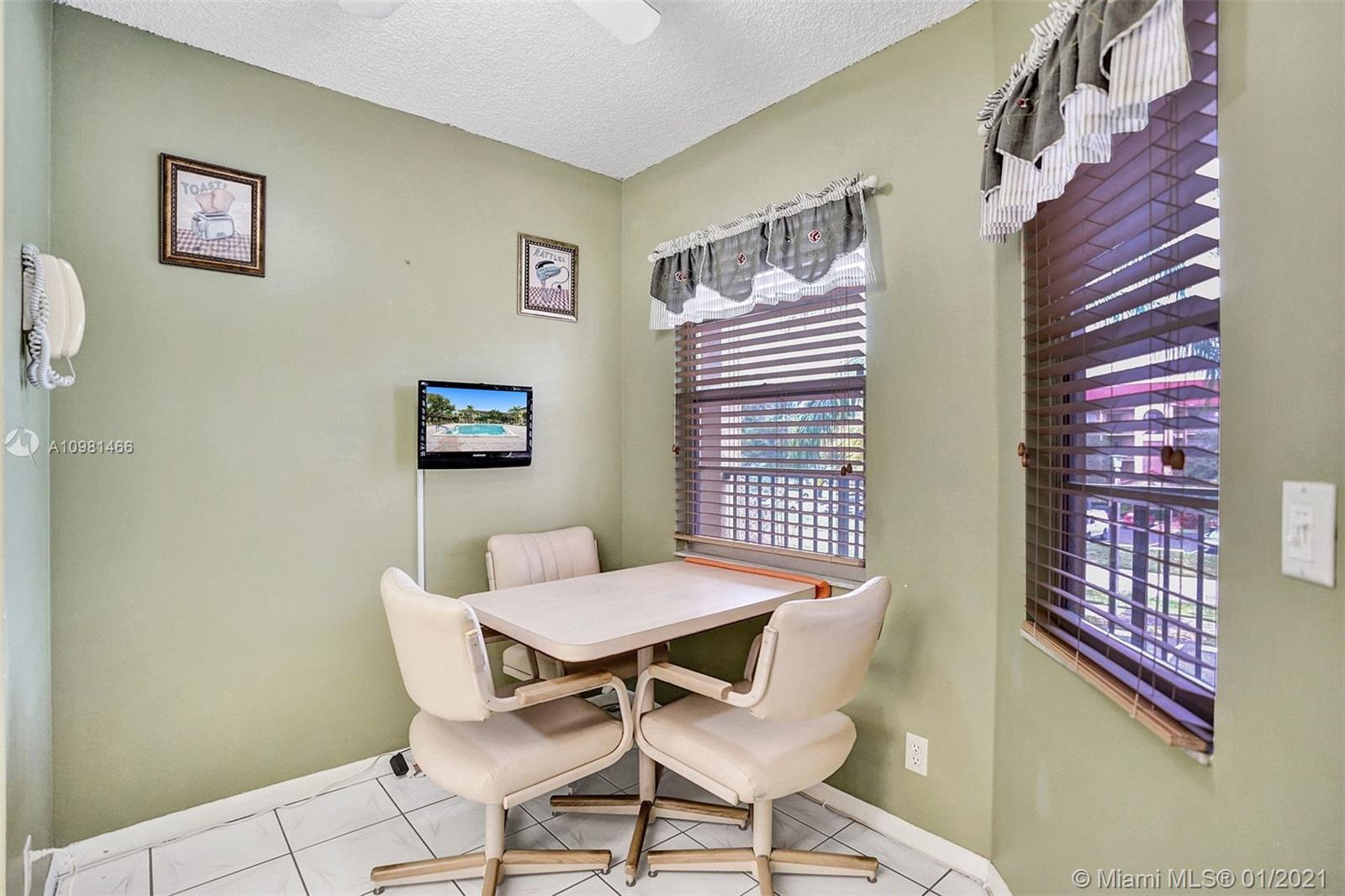 Pembroke Pines, FL 33027,1351 SW 125th Ave #306S