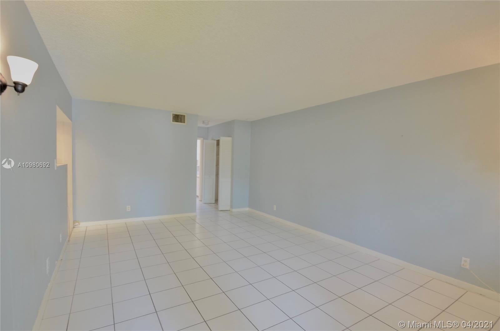 500 NE 2nd St #223, Dania Beach, FL 33004