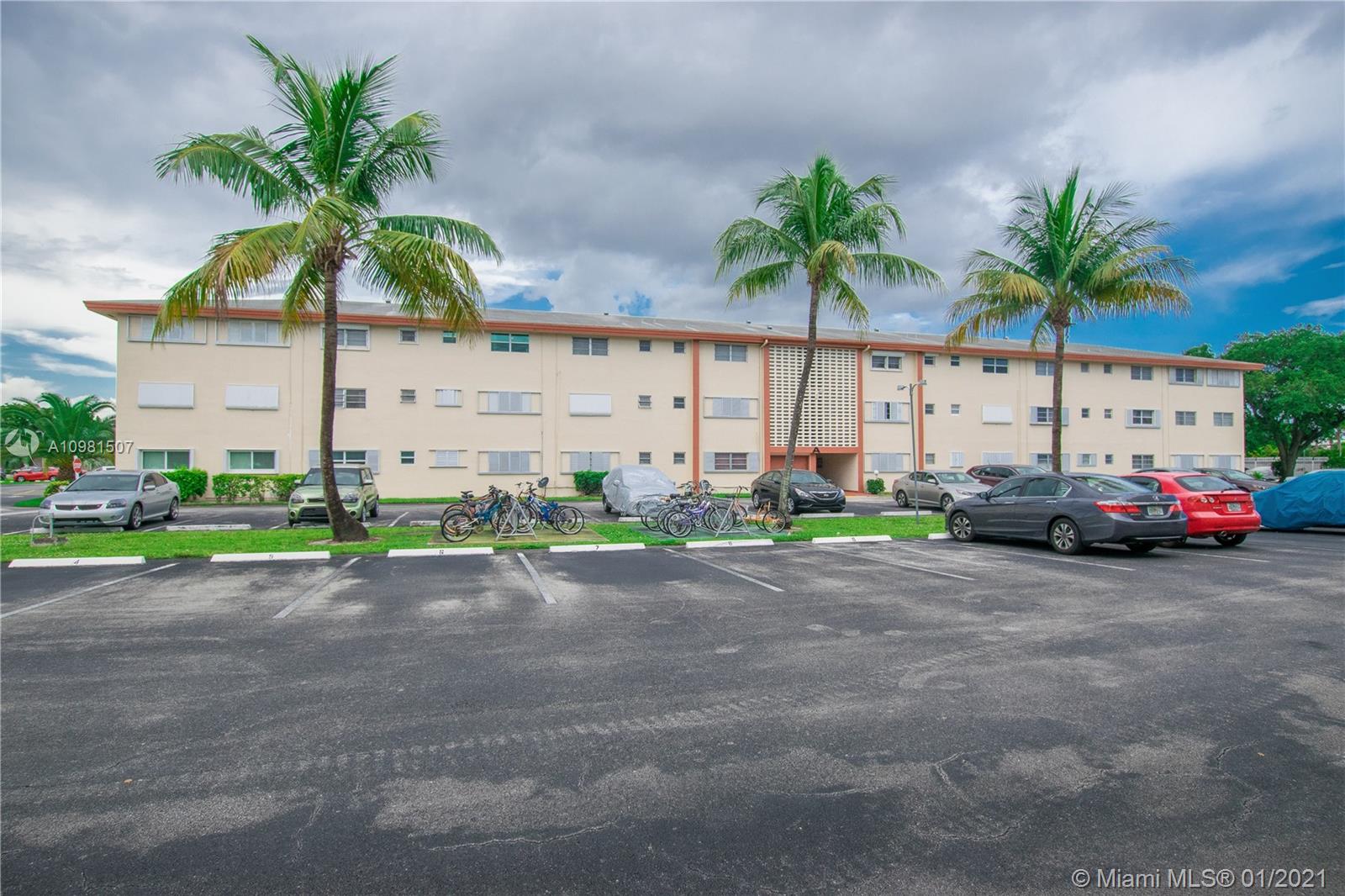 5300 Washington St #A338, Hollywood, FL 33021