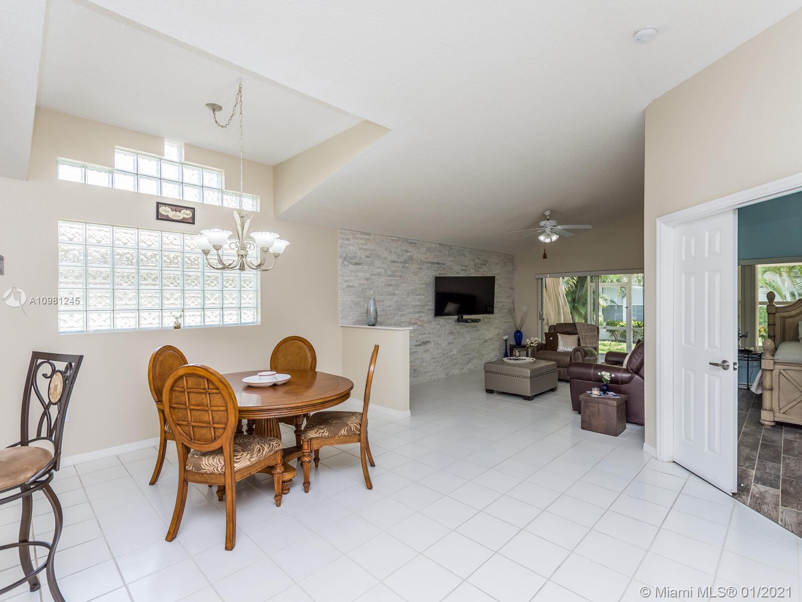 Weston, FL 33331,16505 Sapphire St