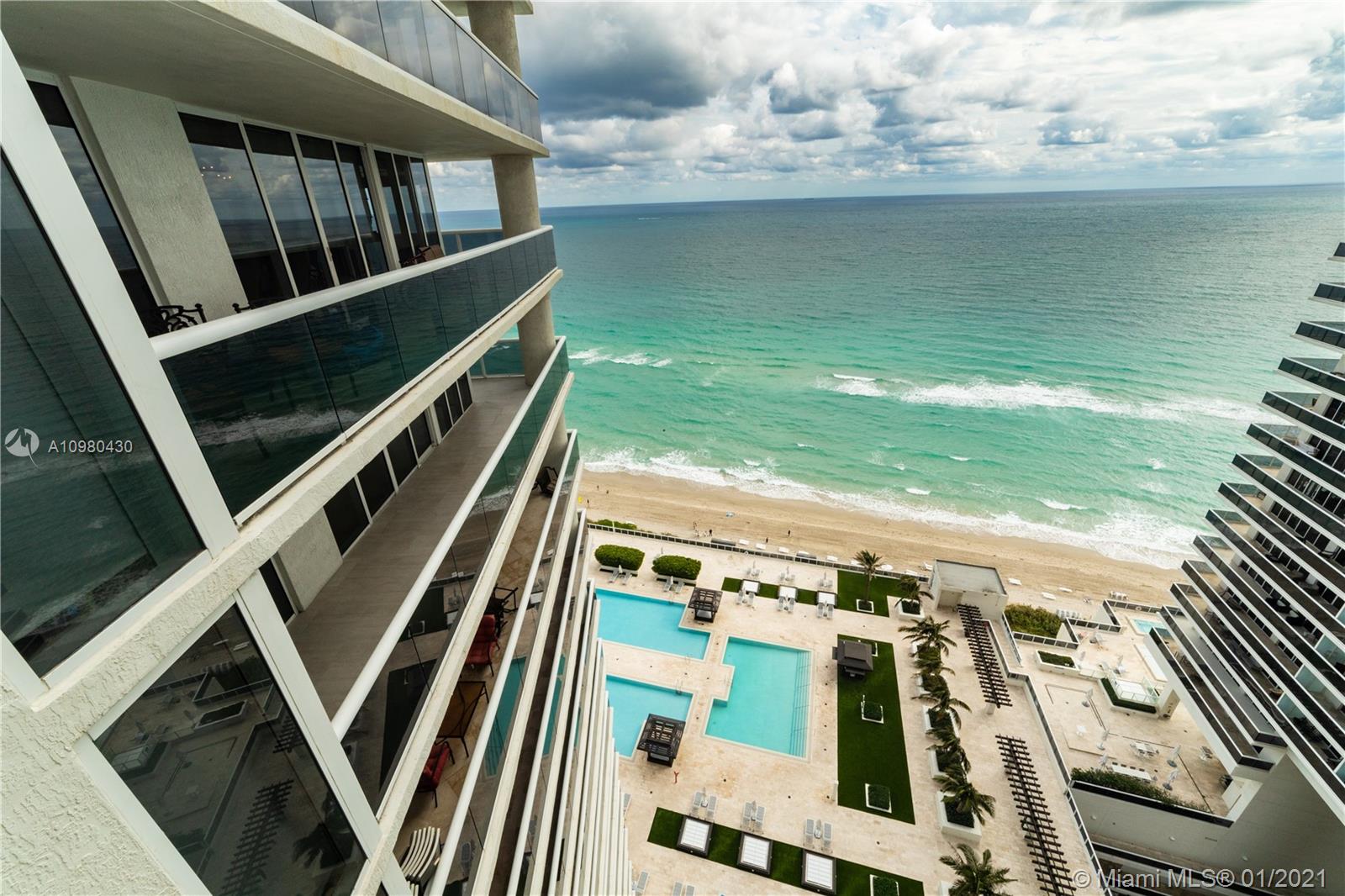 Hallandale Beach, FL 33009,1800 S Ocean Dr #2505