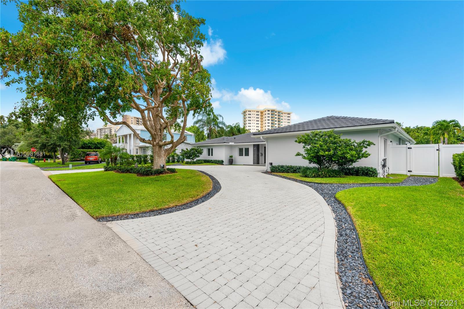 Sea Ranch Lakes, FL 33308,22 Winnebago Rd