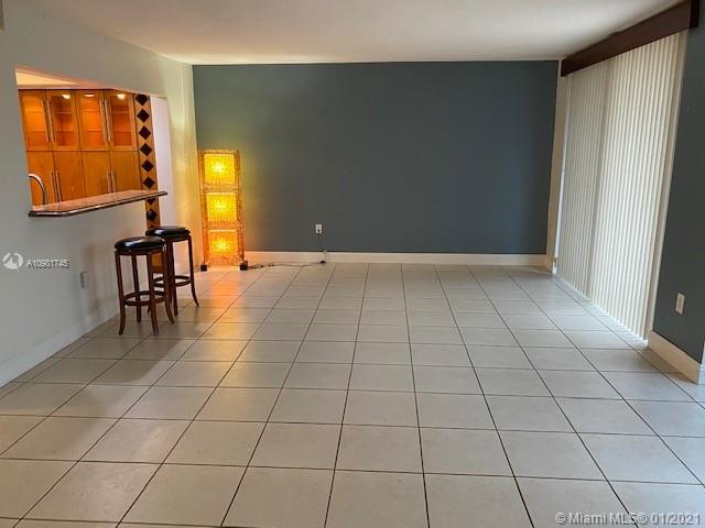 Miami, FL 33173,10421 SW 76 St