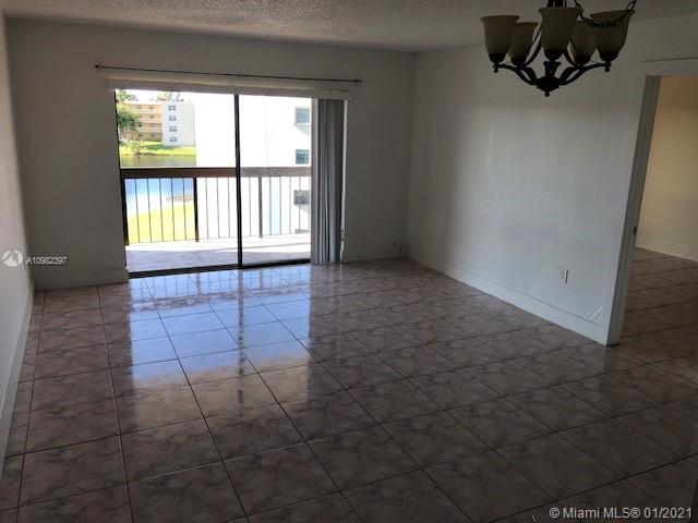 Miami, FL 33184,1300 SW 122nd Ave #411B2