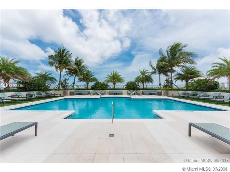 Miami, FL 33145,3000 S Coral Way #504