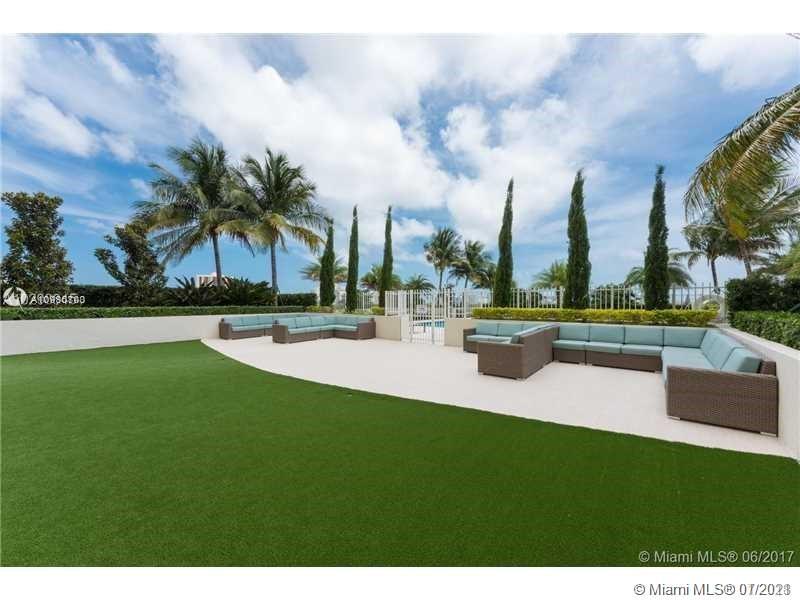 Miami, FL 33145,3000 S Coral Way #504