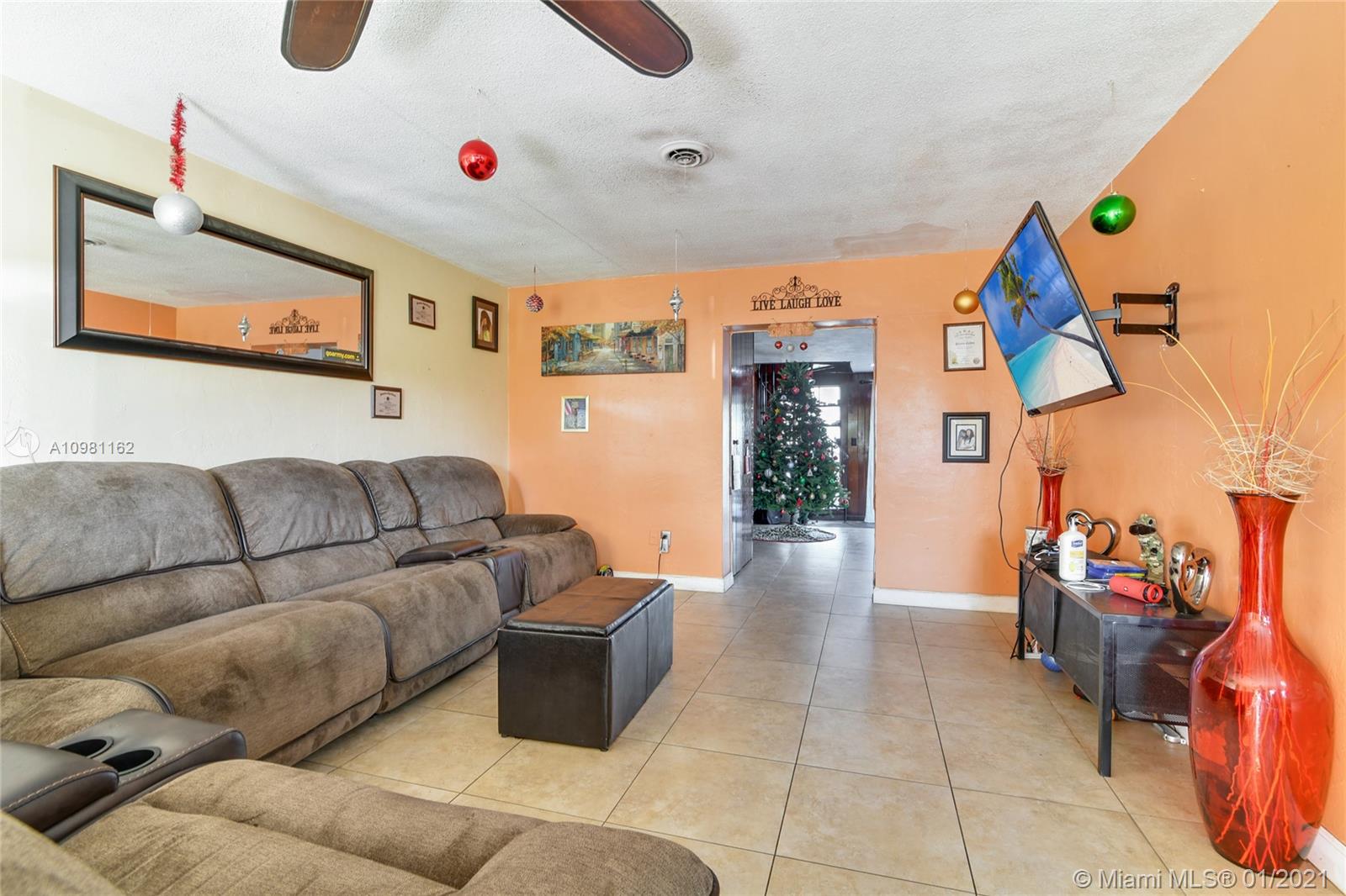 Sunrise, FL 33313,5941 NW 14th Ct