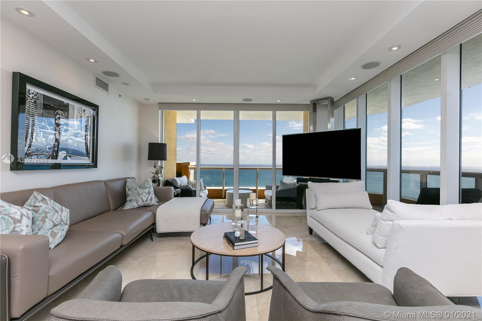 Sunny Isles Beach, FL 33160,17875 Collins Ave #3506