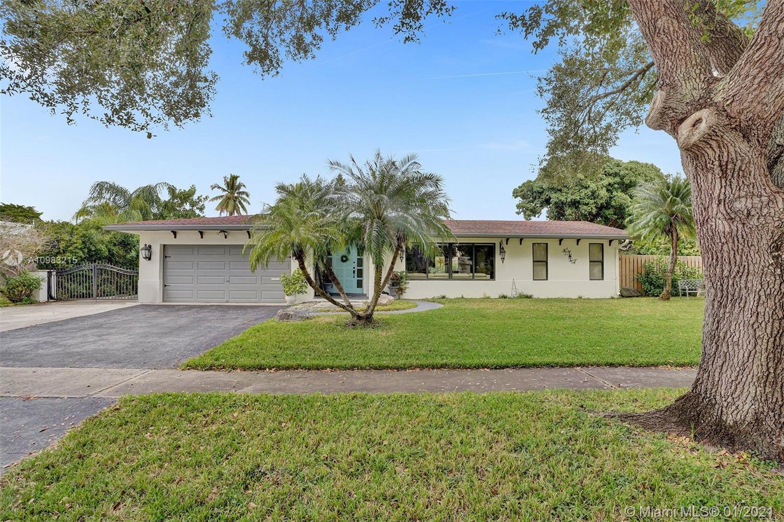 7441 SW 9th St, Plantation, FL 33317