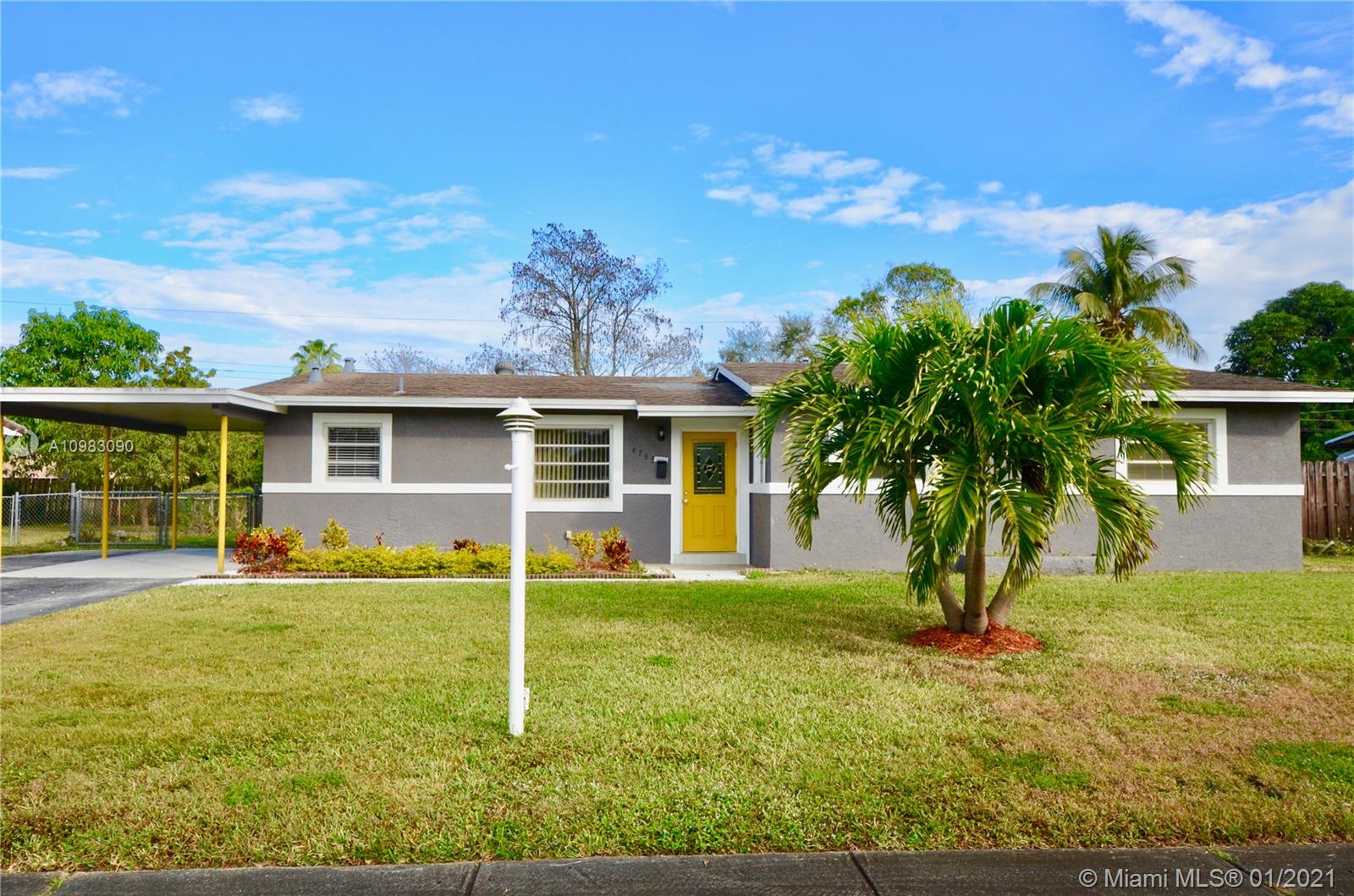 4785 NW 3rd St, Plantation, FL 33317