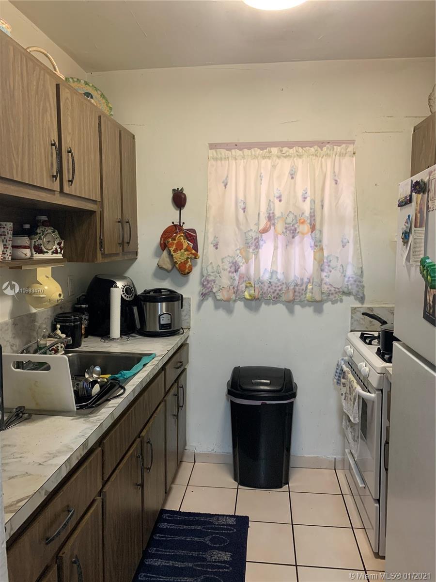 Hialeah, FL 33012,4655 Palm Ave #332