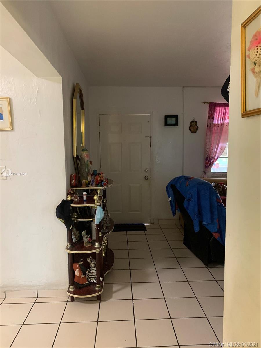 4655 Palm Ave #335, Hialeah, FL 33012