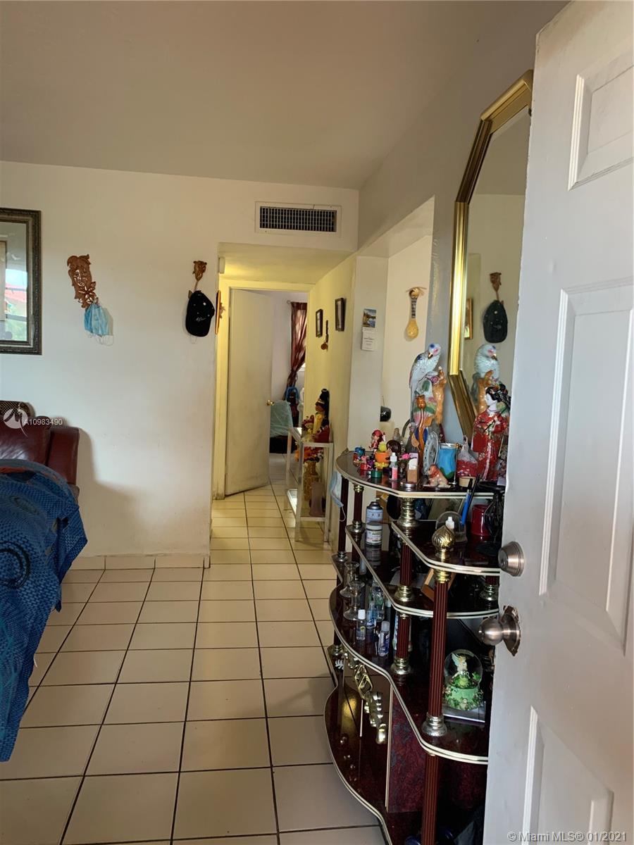 Hialeah, FL 33012,4655 Palm Ave #335