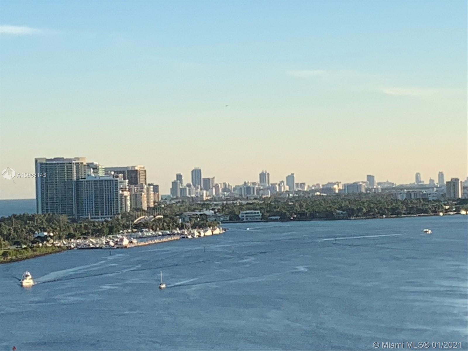 Sunny Isles Beach, FL 33160,500 Bayview Dr #1922