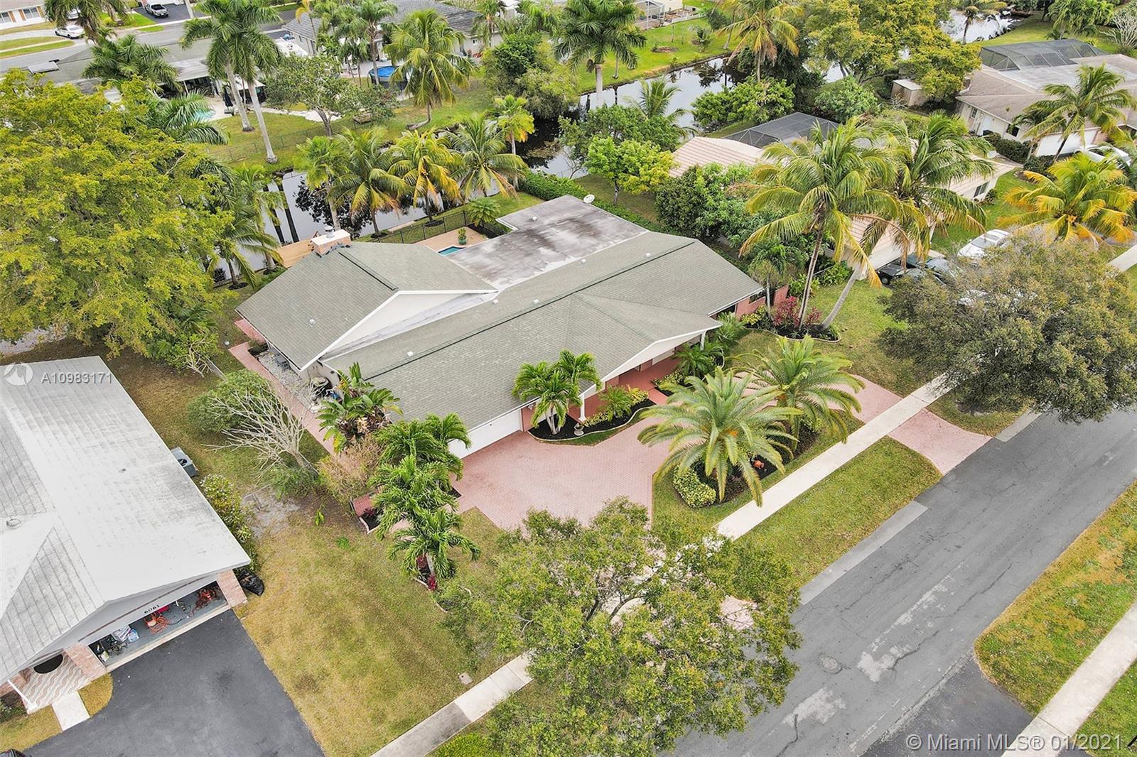 Plantation, FL 33317,6041 SW 8th Ct